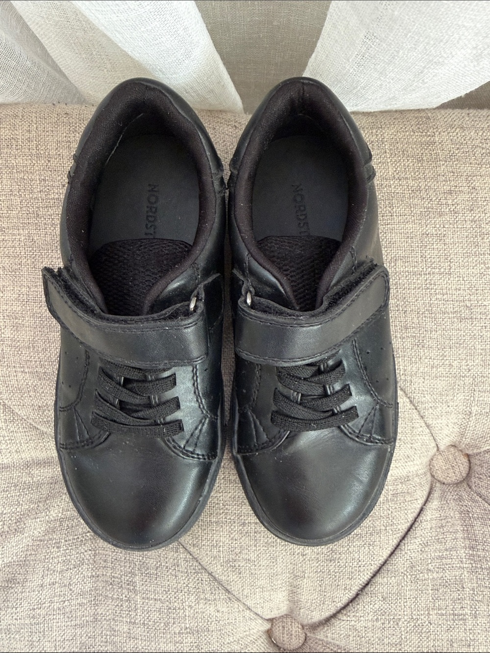Nordstrom Kids Black Leather Hook-and-Loop School Sneakers